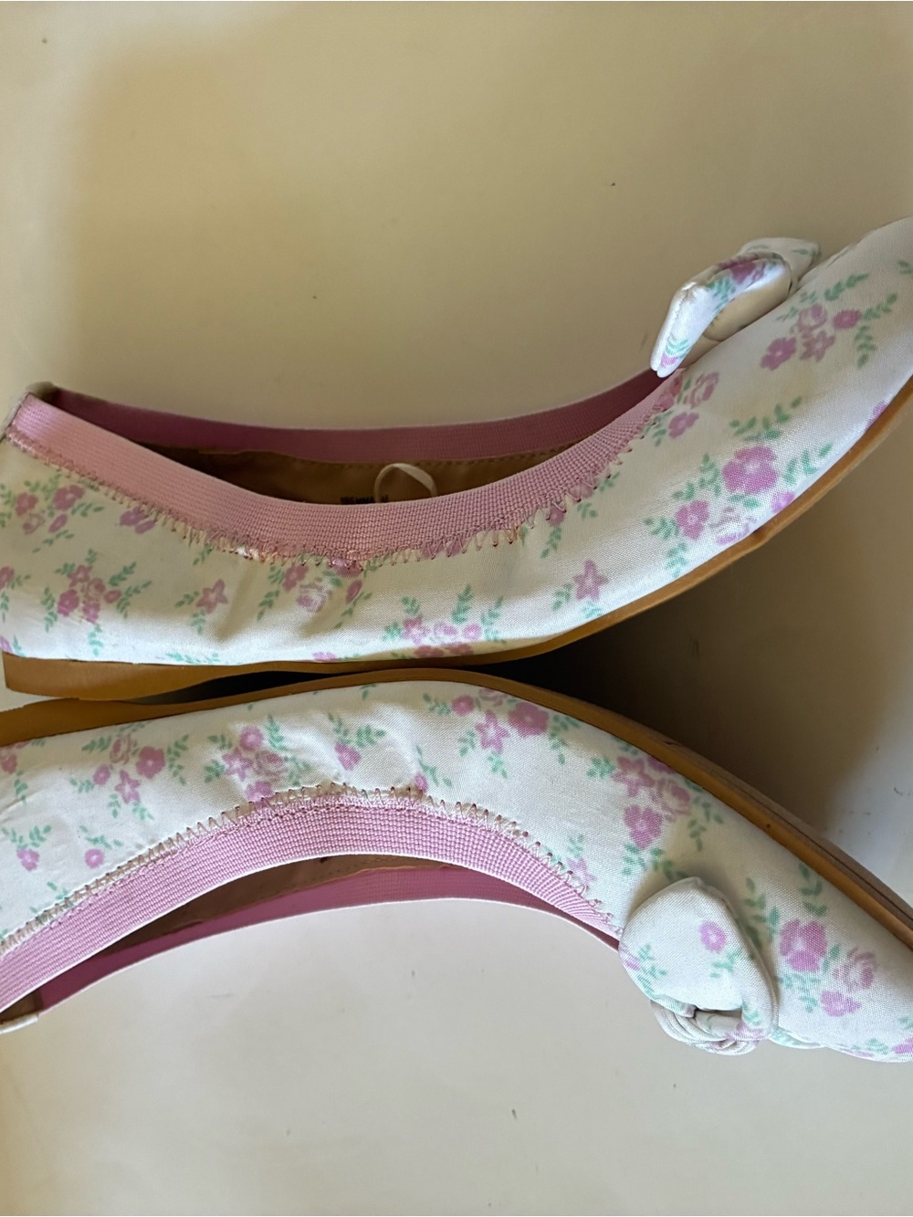 Nordstrom Rack Girls Remma floral ballet flats with bow details Size 4M - Picture 7 of 14